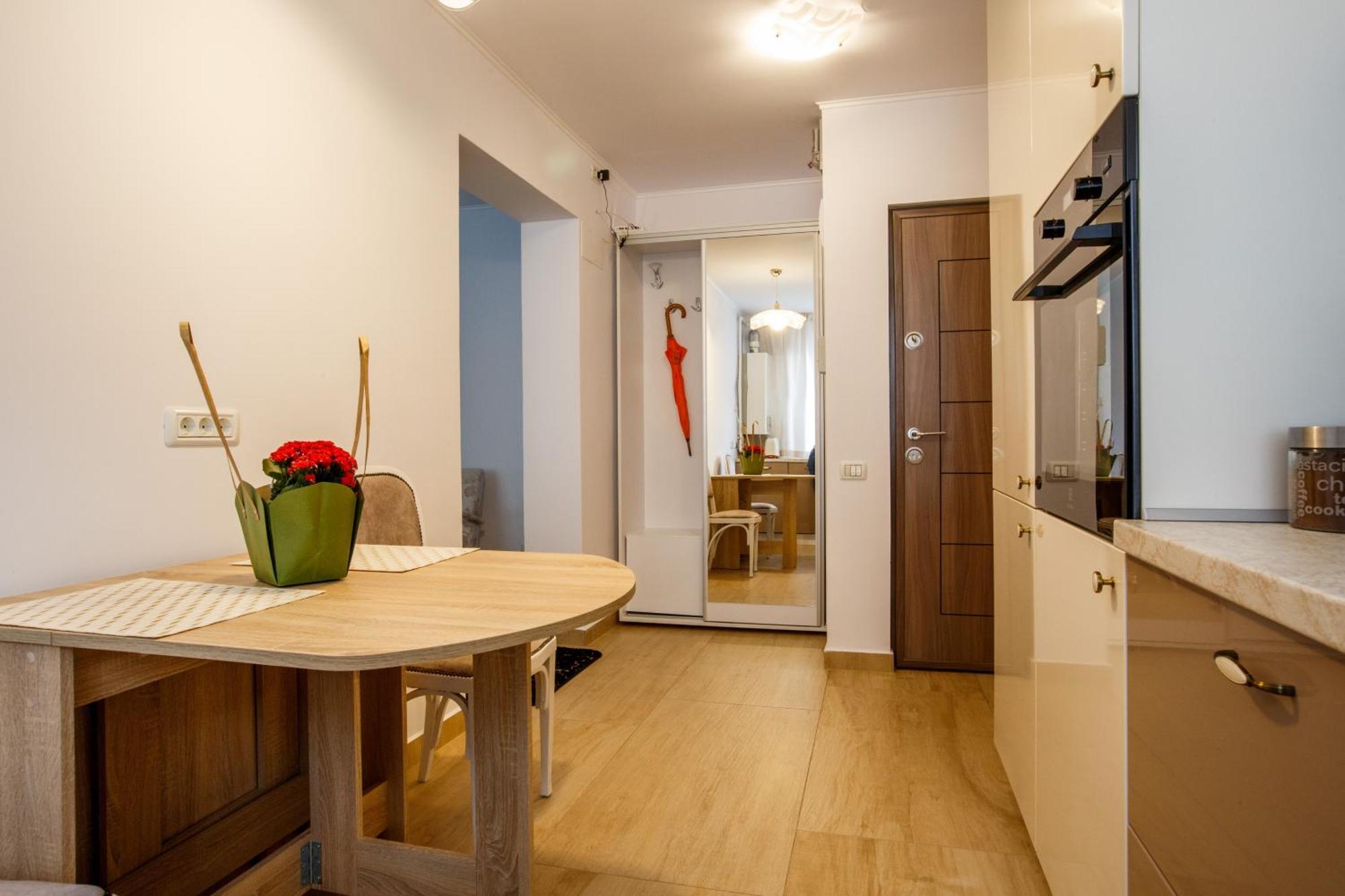 Perfect Apartment Central Brasov Exterior photo