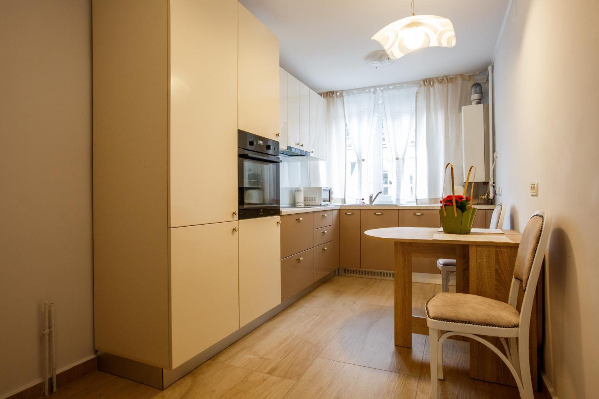 Perfect Apartment Central Brasov Exterior photo